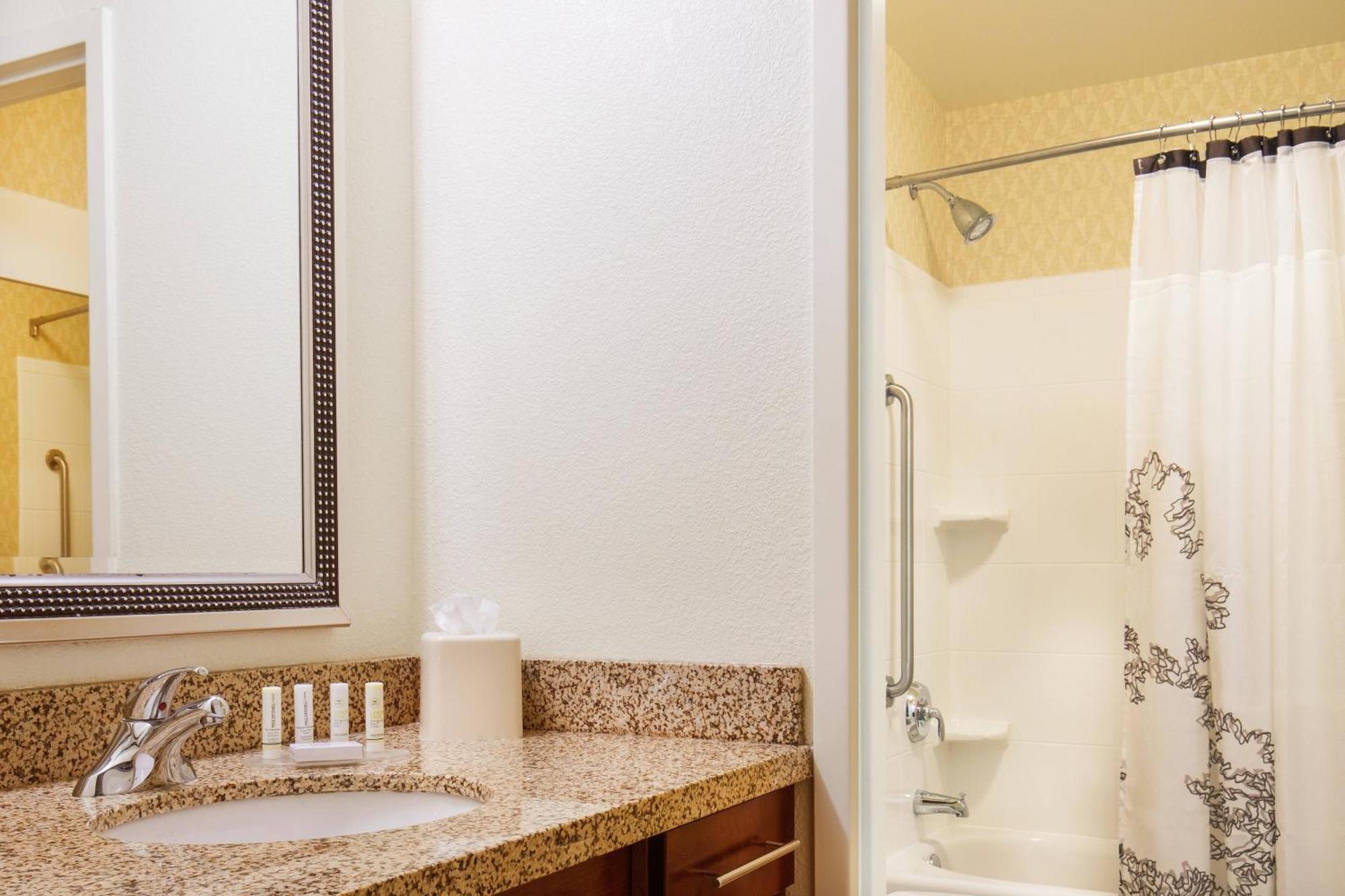 Residence Inn Portland Downtown Waterfront Екстериор снимка