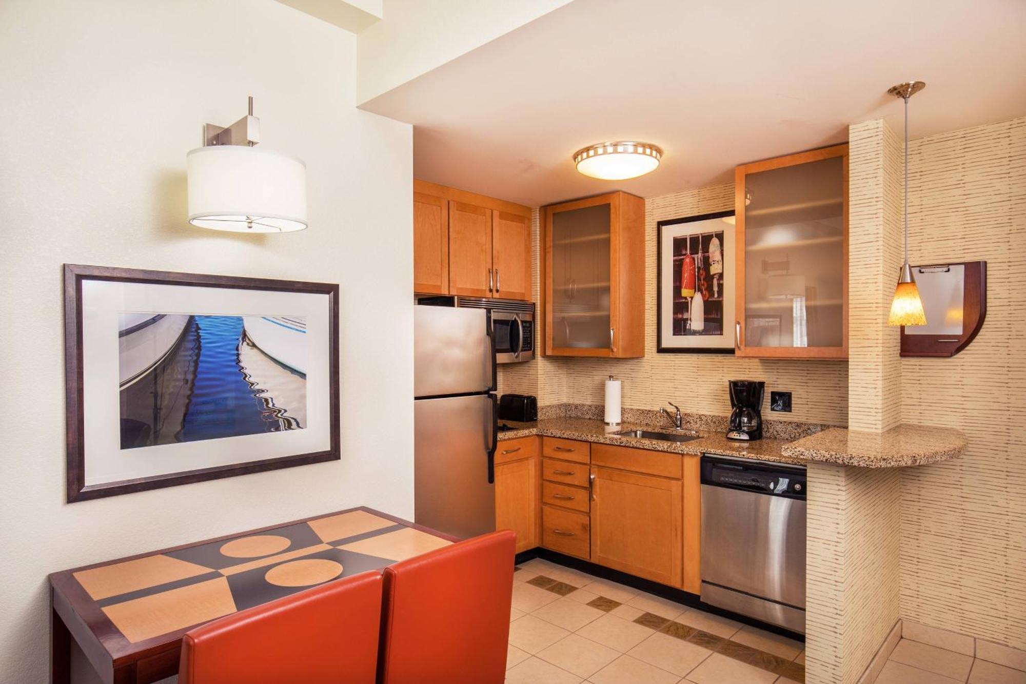 Residence Inn Portland Downtown Waterfront Екстериор снимка