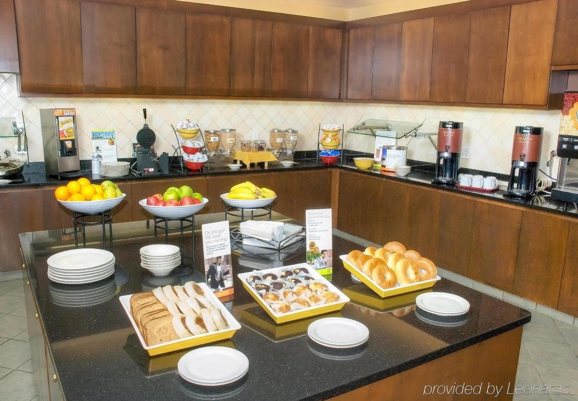 Residence Inn Portland Downtown Waterfront Екстериор снимка